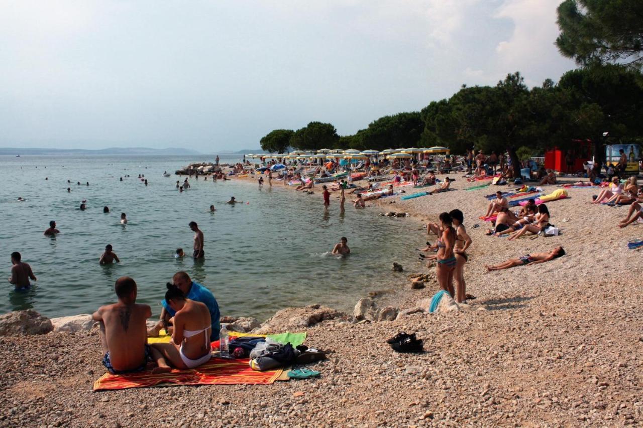 Apartments By The Sea Crikvenica - 5563 Kültér fotó