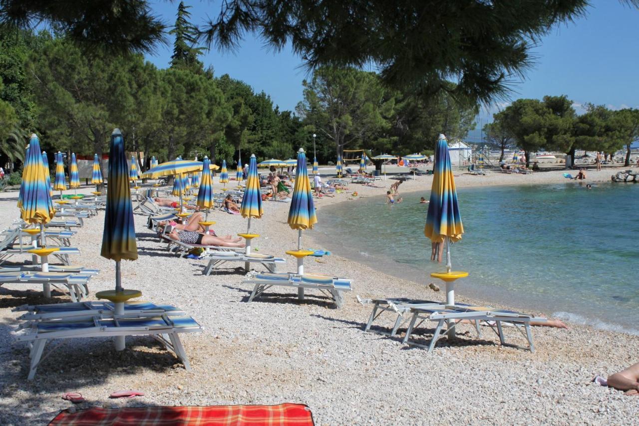 Apartments By The Sea Crikvenica - 5563 Kültér fotó